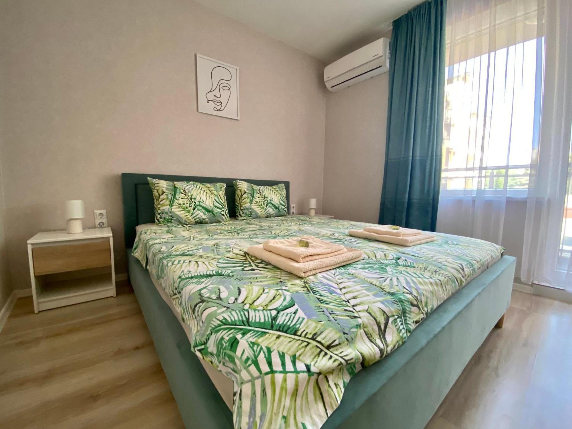 Avrora Suite Varna Buitenkant foto
